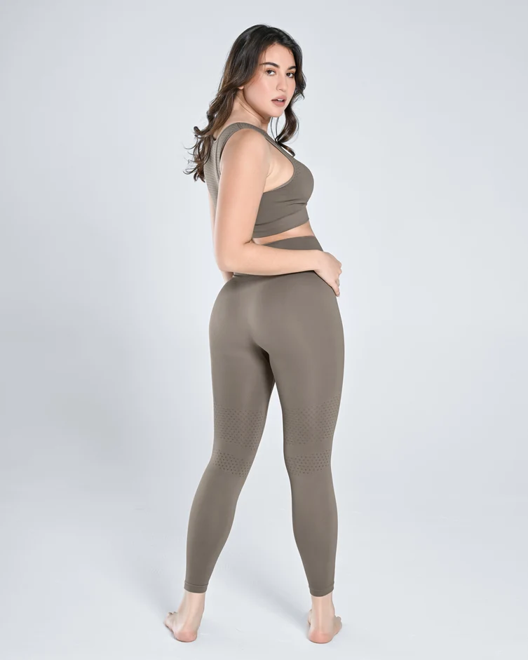 Seamless Tank Top & Legging Set – Dusty Gray | High-Waist Yoga & Gym Activewear for Women